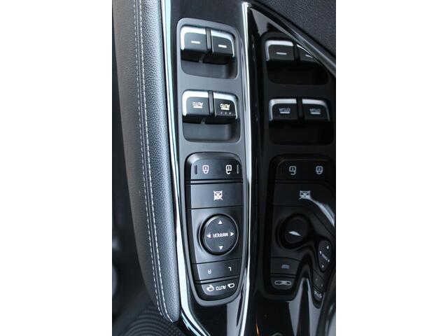 KIA Niro 1.6 GDi Hybrid DynamicLine TREKHAAK, NAVIGATIE, ACHTERUITRIJCAMERA, METAALLAK