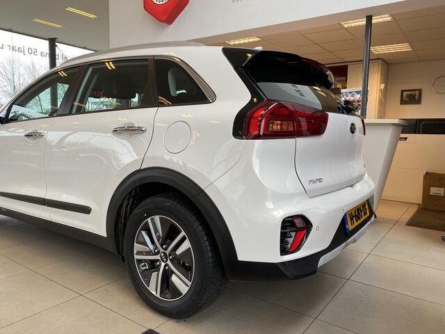 KIA Niro 1.6 GDi Hybrid DynamicLine ,Automaat,Navigatie,Achteruitrijcamera,Climate& Adaptive Cruisecontrol,Spraakbediening,Lane Assist,DAB,Halfleder/Stof,16 Inch Lmv
