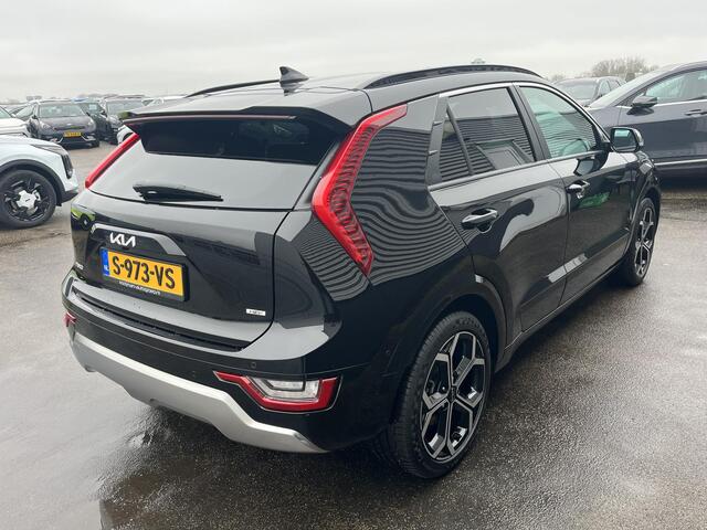 KIA Niro 1.6 GDi Hybrid ExecutiveLine Schuif/kanteldak, Nieuw geleverd, 1e eign. LMV, Stoelkoeling + verwarming, Stuurwiel verwarmd, Herman/Kardon, Dodehoekdetectie,