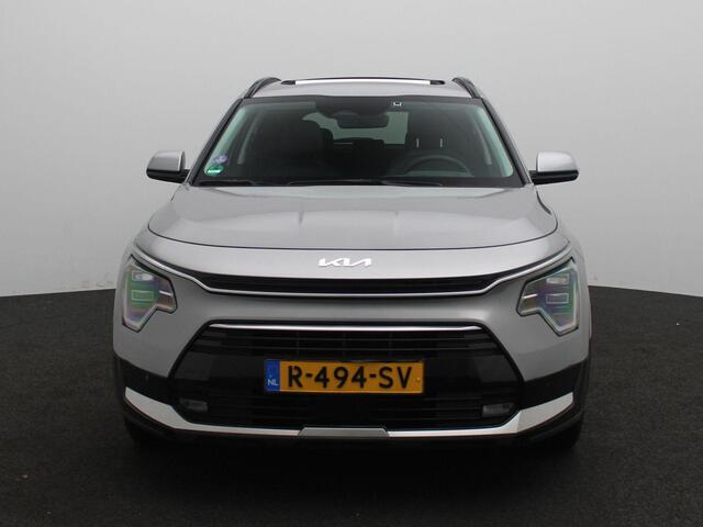 KIA Niro 1.6 GDi Hybrid DynamicPlusLine | Trekhaak | 4-season banden | Parkeersensoren v+a met achteruitrijcamera | Zonnedak | Metaalkleur |