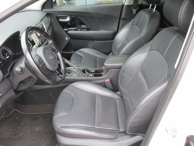 KIA Niro 1.6 GDi PHEV Plug In ExecutiveLine Dec-2017 2e eigen | dealer onderh | leder | navi | schuifdak | LED kopl