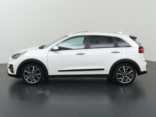KIA Niro 1.6 GDi Hybrid ExecutiveLine | Panoramadak | Lederen Bekleding | JBL Audio | Dodehoekdetectie | Stoel/Stuurwielverwarming | Stoelventilatie | Elektrisch bedienbare bestuurdersstoel met geheugenfunctie