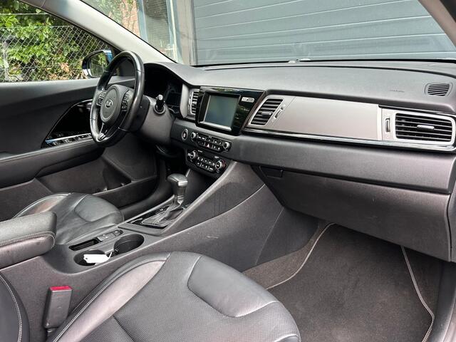 KIA Niro 1.6 GDI H. BUSINESSL / Leder / Trekhaak / All season /