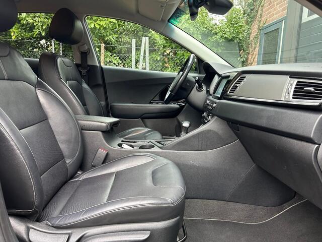 KIA Niro 1.6 GDI H. BUSINESSL / Leder / Trekhaak / All season /
