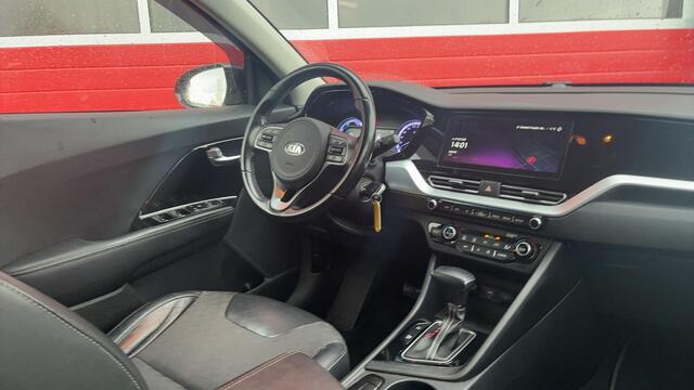 KIA Niro 1.6 GDi Hybrid DynamicLine TREKHAAK / CAMERA / CARPLAY / ACC / NAVI / CLIMA / BLUETOOTH / NL-AUTO