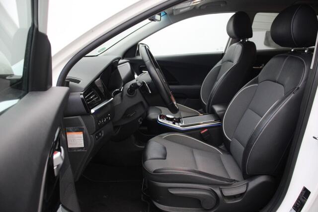 KIA Niro E-Niro DynamicPlusLine 3 Fase 64 kWh - Carplay, Half Leer, Camera, Stuur/Stoelverw. JBL