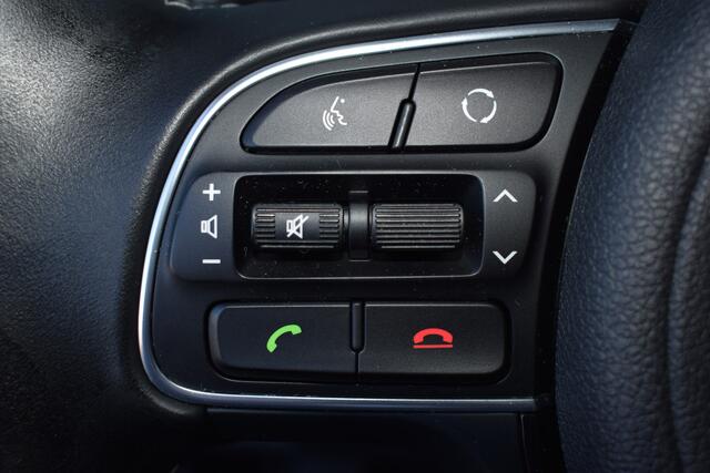 KIA Niro 1.6 GDi Hybrid Design Edition | Trekhaak | Stoel+Stuurverwarming | Navigatie | Climate + Cruise Control |