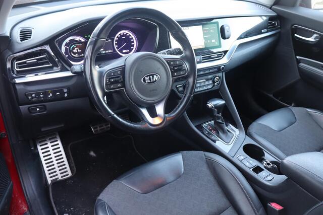 KIA Niro 1.6 GDi Hybrid DynamicPlusLine Navigatie, Apple Carplay, Climate control, Camera, Stoel- stuurverwarming, Lichtmetalen wielen