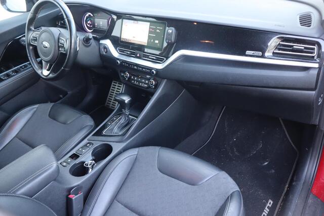 KIA Niro 1.6 GDi Hybrid DynamicPlusLine Navigatie, Apple Carplay, Climate control, Camera, Stoel- stuurverwarming, Lichtmetalen wielen