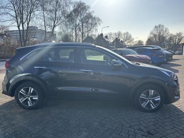 KIA Niro 1.6 GDi Hybrid DynamicLine | SCI | Navigatie | Camera | Half leder |