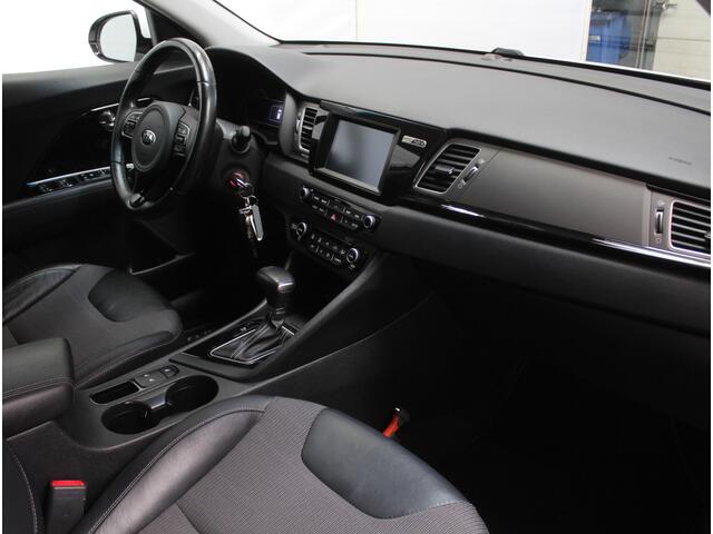 KIA Niro 1.6 GDi Hybrid ComfortLine CLIMATE | CAMERA | CARPLAY | NAVI | AFNTRHAAK | LED | PDCA | LMV16 | CRUISE | STOELVERW