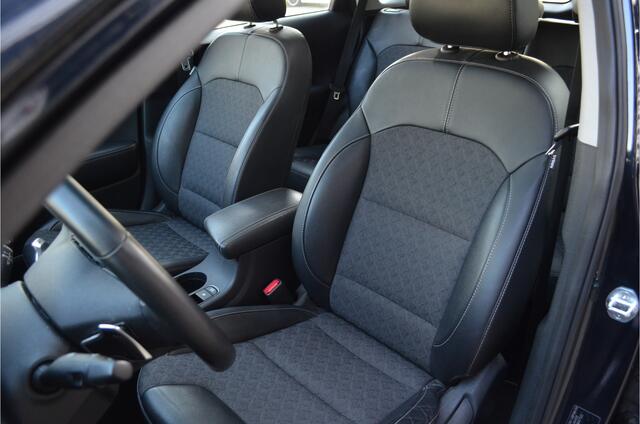 KIA Niro 1.6 GDi Hybrid Opendak | Camera | Carplay | Navigatie | Dealeronderhouden!