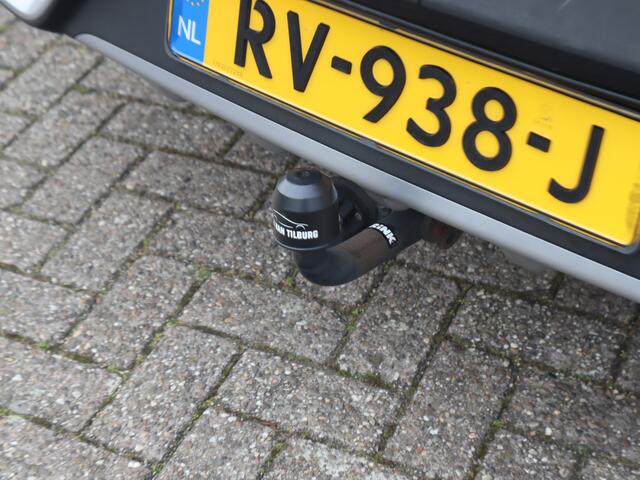 KIA Niro 1.6 GDi Hybrid ExecutiveLine / Stoel-Stuurverwarming / Trekhaak / Leder / JBL