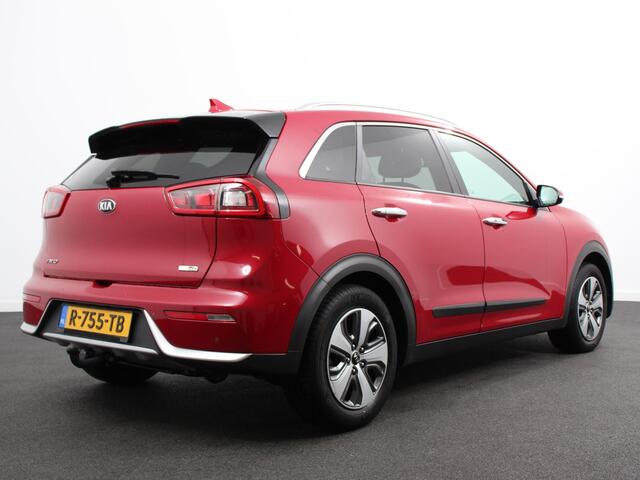 KIA Niro 1.6 GDi Automaat Hybrid DynamicLine | Trekhaak | Navigatie | Camera | Parkeer sensoren V+A | Cruise Control | Lichtmetalen Velgen | Extra getint glas | Keyless