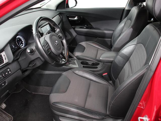 KIA Niro 1.6 GDi Automaat Hybrid DynamicLine | Trekhaak | Navigatie | Camera | Parkeer sensoren V+A | Cruise Control | Lichtmetalen Velgen | Extra getint glas | Keyless