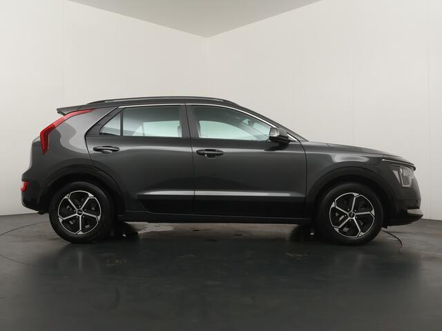 KIA Niro 1.6 GDi Hybrid DynamicLine Automaat - Apple Carplay/Android Auto - Cruise Control - Navigatie - Achteruitrijcamera - Fabrieksgarantie t/m 2031