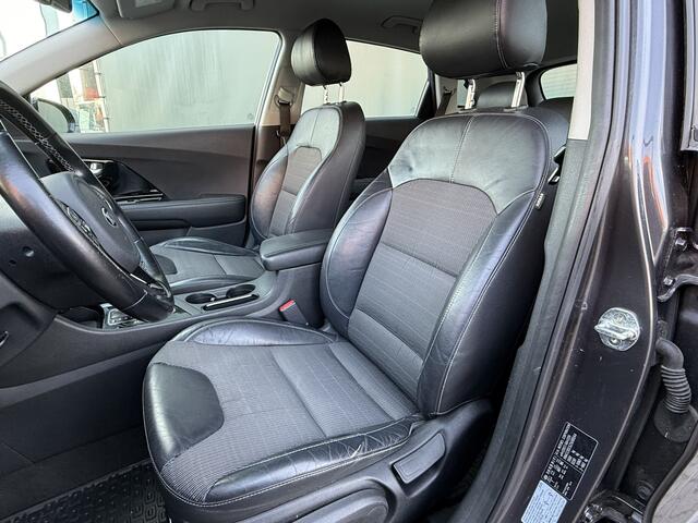 KIA Niro BWJ 2017 1.6 GDi 119 PK Hybrid ExecutiveLine AUTOMAAT | TREKHAAK | BI- XENON | CARPLAY & ANDROID | NAVI | CLIMA | CRUISE | DAB