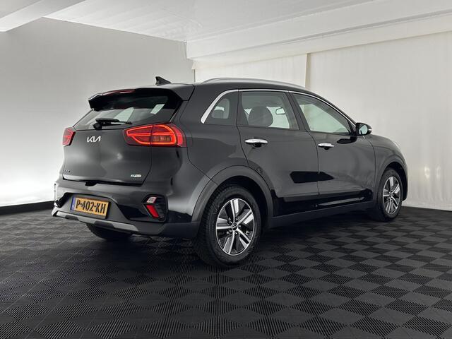 KIA Niro 1.6 GDi Hybrid DynamicLine (INCL-BTW) *AUT | ADAPTIVE-CRUISE | 1/2 LEATHER-FABRIC | NAVI-FULLMAP | CAMERA | DAB+ | KEYLESS | ECC | DIGI-COCKPIT | SHIFT-PADDLES | LANE-ASSIST | PDC | 16''ALU*