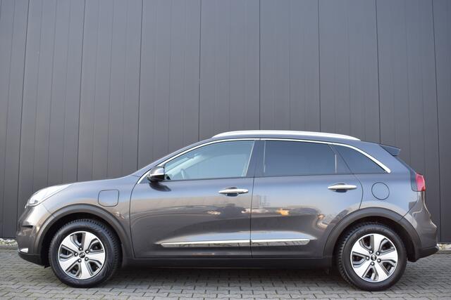 KIA Niro 1.6 GDi PHEV DynamicLine Half Leder | Carplay | ECC | Trekhaak | Camera | Volledig Onderhouden!!