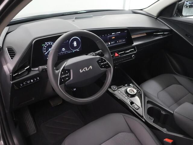 KIA Niro 1.6 GDi PHEV DynamicPlusLine Edition | 18" lichtmetalen velgen | Elektrisch verstelbare bestuurdersstoel | Stoel/Stuurwielverwarming | LED Koplampen | Elektrisch bedienbare achterklep |