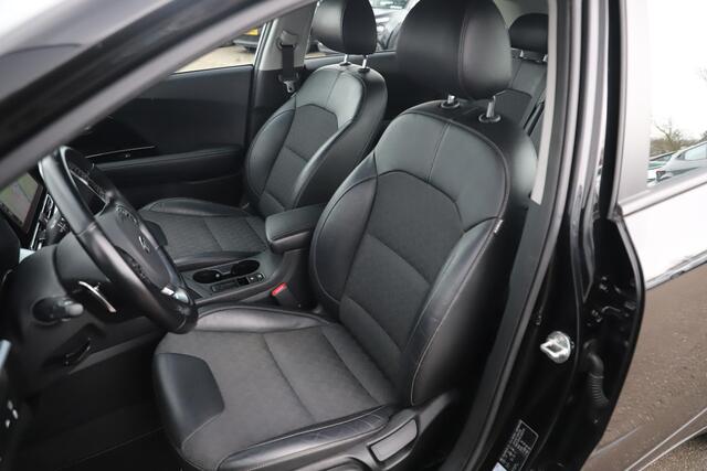 KIA Niro 1.6 GDi Hybrid DynamicLine Trekhaak Half Leder Navigatie Achteruitrijcamera