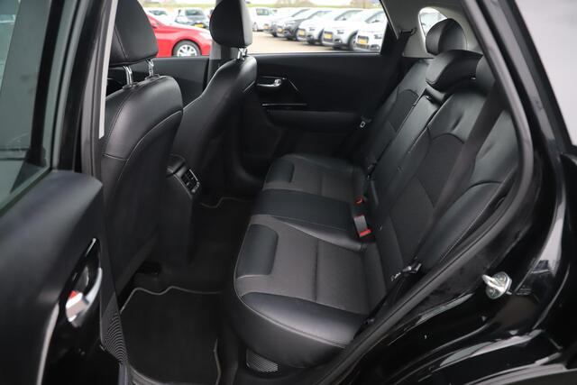 KIA Niro 1.6 GDi Hybrid DynamicLine Trekhaak Half Leder Navigatie Achteruitrijcamera