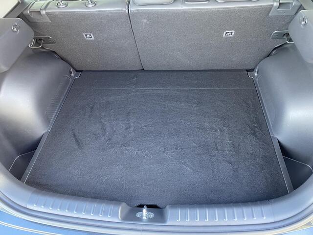 KIA Niro 1.6 GDi Hybrid DynamicPlusLine Edition Dodehoek detectie, navigatie, 18" LMV, Apple CarPlay/Android Auto, parkeersensoren, elektr. achterklep, stoel- & stuurverwarming