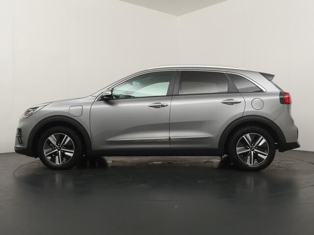 KIA Niro 1.6 GDi PHEV ExecutiveLine Airco - Apple Carplay/Android Auto - Cruise Control Adaptief - Glazen Schuifkantel Dak - Stuur/Stoel Verwarming - Stoel Verkoeling - Virena Zekerheidspakket ¤ 895,-