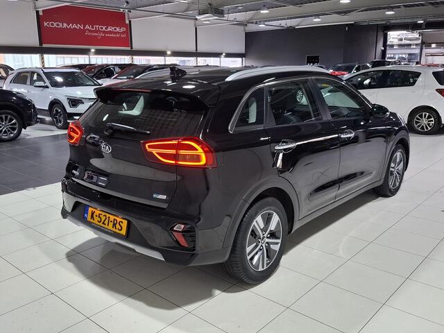KIA Niro 1.6 GDi Hybrid DynamicLine Apple Carplay/Android Auto, Navigatie, Camera.