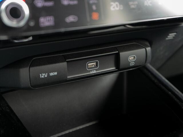 KIA Niro 1.6 GDi Hybrid DynamicPlusLine | Stoel en stuurverwarming | Navigatie | Achteruitrijcamera |