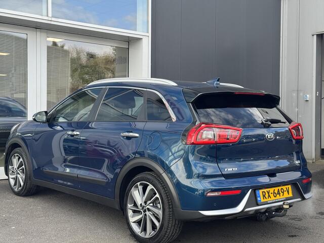 KIA Niro 1.6 GDi Hybrid ExecutiveLine | Trekhaak | Dodehoeksensor | Stoelverwarming/Koeling