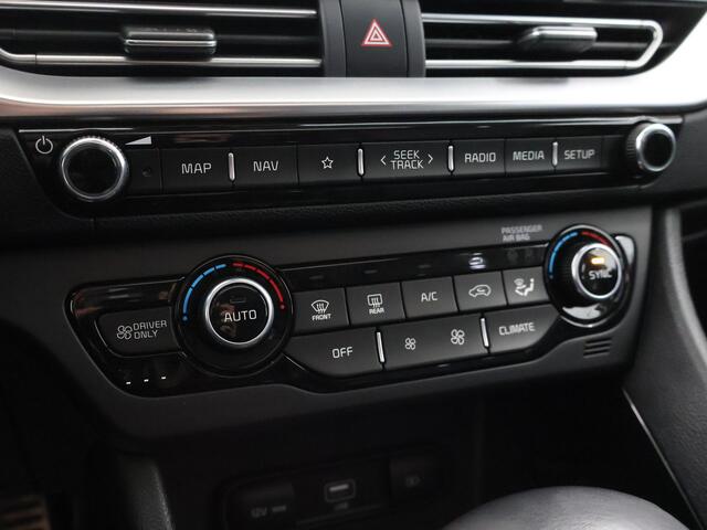 KIA Niro 1.6 GDi Hybrid ExecutiveLine | Panoramadak | Harman/kardon audio | Stoelventilatie | Remote smart Parking | Elektrisch verstelb. bestuurdersstoel met geheugen |