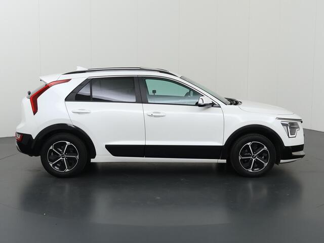 KIA Niro 1.6 GDi Hybrid DynamicPlusLine | Panoramadak | Stoel/Stuurwielverwarming | Head-Up Display | Dodehoek detectie |