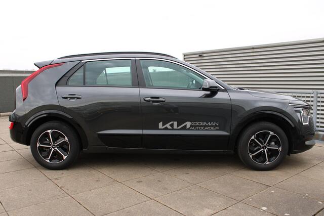 KIA Niro 1.6 GDi Hybrid DynamicLine Navigatie/ Camera / Keyless / LMV