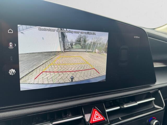 KIA Niro 1.6 GDi Hybrid DynamicPlusLine Aut- Schuifdak, Head Up, Leder Interieur, Stuur/Stoelverwarming, Trekhaak