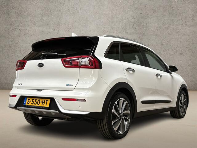 KIA Niro 1.6 GDi Hybrid ExecutiveLine Automaat (APPLE CARPLAY, NAVIGATIE, STUUR/STOELVERWARMING, LEDER, CAMERA, SPORTSTOELEN, GETINT GLAS, KEYLESS, NIEUWSTAAT)