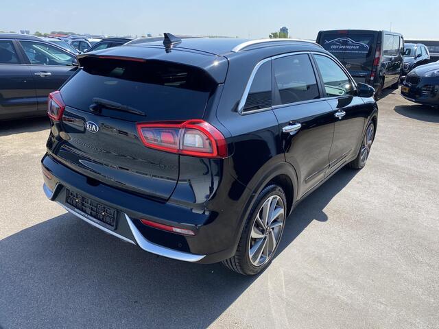 KIA Niro 1.6 GDi Hybrid DynamicLine edition Navigatie, Apple CarPlay/Android Auto, parkeersensoren achter, achteruitrij camera, cruise control adaptief,