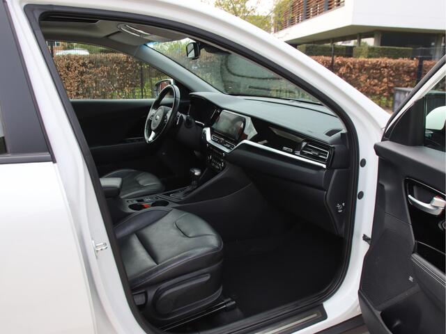 KIA Niro 1.6 GDi Hybrid ExecutiveLine Pano, El. Stoelvw + verk, Camera-Carplay, FULL LED Vol opties!