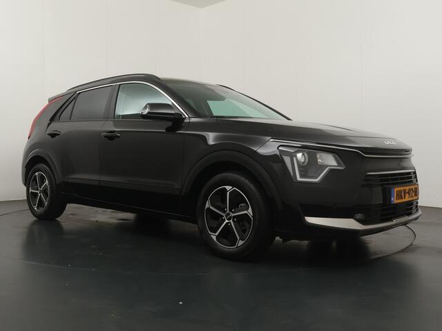 KIA Niro 1.6 GDi Hybrid DynamicLine Navigatie - Achteruitrijcamera - Apple & Android Carplay - Climate Control - Virena zekerheidspakket ¤ 895,-