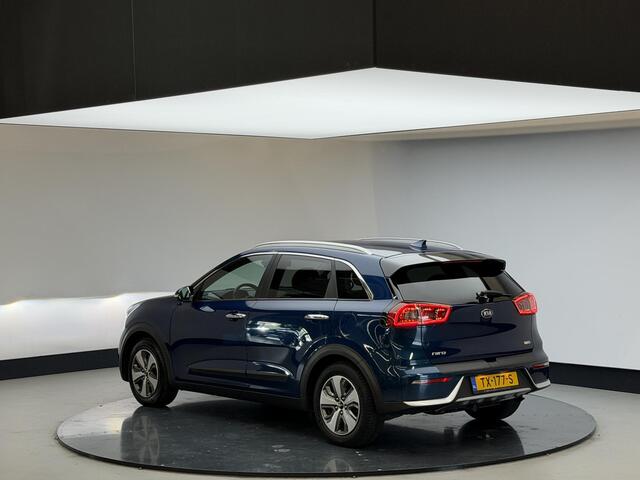KIA Niro 1.6 GDi Hybrid ExecutiveLine | Carplay | Leer | Trekhaak | All weatherbanden | Cam achter | JBL Sound |