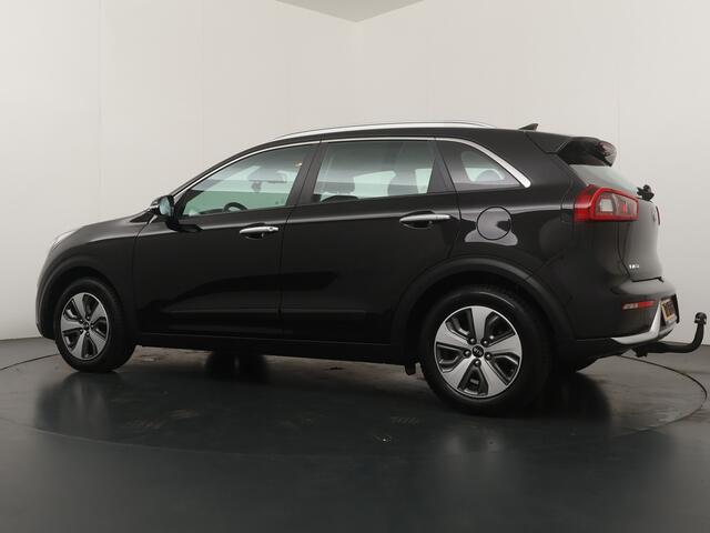 KIA Niro 1.6 GDi Hybrid DynamicLine Trekhaak - All-Season banden - Navigatie - Cruise control - Camera - AppleCarplay Android Auto Virena Zekerheidspakket 895 ,- BOVAG Garantie