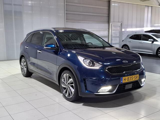 KIA Niro 1.6 GDi Hybrid ExecutiveLine Trekhaak, Stoel en Stuur verwarming, Schuif kantel dak, Apple Carplay/Android Auto, Navigatie, Camera.