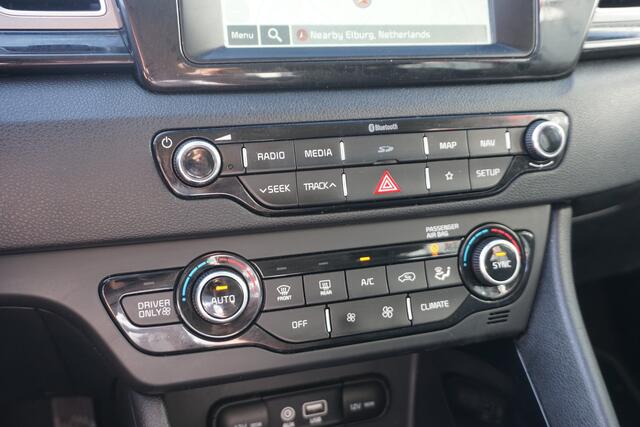 KIA Niro 1.6 GDi Hybrid DynamicLine | TREKHAAK | DEALERONDERHOUDEN | CAMERA | ECC |CARPLAY |