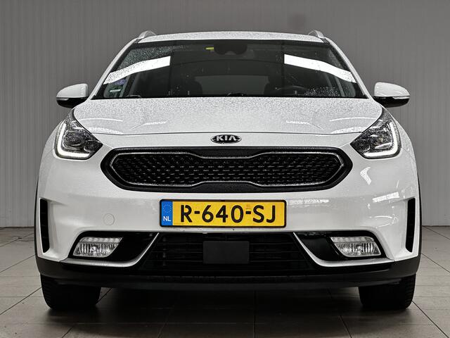 KIA Niro 1.6 GDi Hybrid DynamicLine/ Automaat/ Trekhaak/ LED Dagrijverl./ DAB+/ JBL-Audio/ Apple+android/ Camera/ Dodehoekdetectie/ Clima/ Navi/ Cruise/ Bluetooth/ Multi.LEDER.Stuur/ Elek.pakket/ Isofix/ PDC.