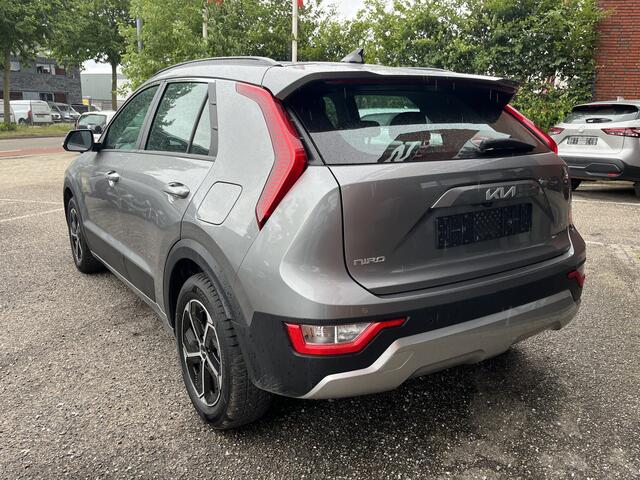 KIA Niro 1.6 GDi Hybrid ComfortLine // NAVI // CLIMA // ADAPTIVE CRUISE // CAMERA // KEY LESS // ALL SEASON BANDEN //
