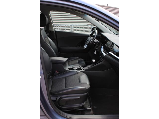 KIA Niro 1.6 GDi Hybrid DynamicLine Navigatie / Camera / Trekhaak mag 1300kg trekken