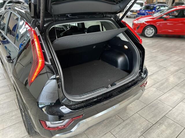 KIA Niro 1.6 GDi Hybrid 141pk DynamicPlusLine | Adapt. cruise | Stoel/stuur verwaming | Camera | BLIS | HUD | Elektr. A.Klep |