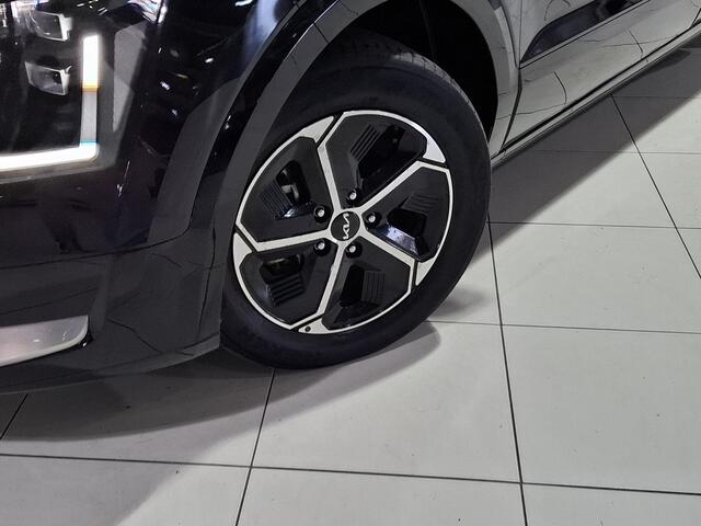 KIA Niro 1.6 GDi Hybrid DynamicPlusLine Stoel en Stuur verwarming, Schuif kantel dak, Apple Carplay/Android Auto, Navigatie, Camera.