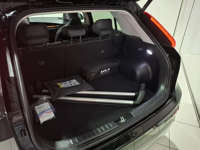 KIA Niro 1.6 GDi Hybrid DynamicPlusLine Stoel en Stuur verwarming, Schuif kantel dak, Apple Carplay/Android Auto, Navigatie, Camera.