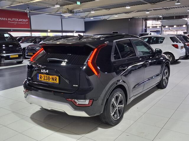 KIA Niro 1.6 GDi Hybrid DynamicPlusLine Stoel en Stuur verwarming, Schuif kantel dak, Apple Carplay/Android Auto, Navigatie, Camera.